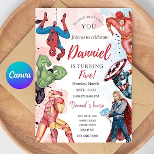 Könnte beinhalten: Geburtstagseinladung im Superhelden-Stil mit Illustrationen von Spider-Man, Hulk, Iron Man, Captain America, Thor und The Flash. Die Einladung enthält den Text "Danniel wird fünf!" mit Veranstaltungsdetails und RSVP-Informationen.