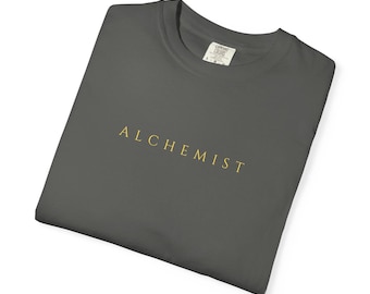 Alkemist T-shirt | Klädfärgad, Minimalistisk design, Andlig transformation, Ascend