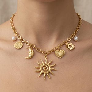 Collana girocollo a doppio strato in oro con ciondoli celestiali, gioielli boho con sole e luna