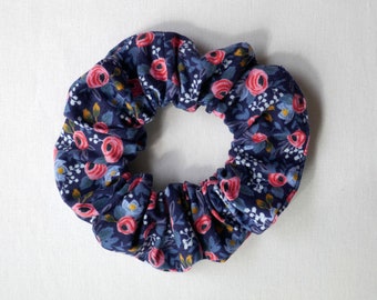 Les Fleurs Scrunchie - Regular Size Scrunchy Bun Wrap Hair Tie Les Fleurs Rosa Navy by Cotton + Steel
