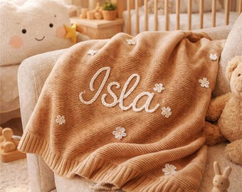 Personlig babyfilt med namn | Anpassad broderad stickad filt | Nyföddpresent i ekologisk bomull | Babyshower-minne