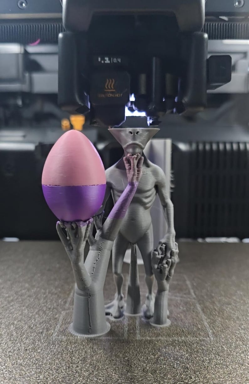 Galactic Easter Alien image 4