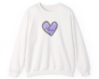 Felpa con cuore disegnato a mano color lavanda / Felpa girocollo con cuore viola disegnato a mano