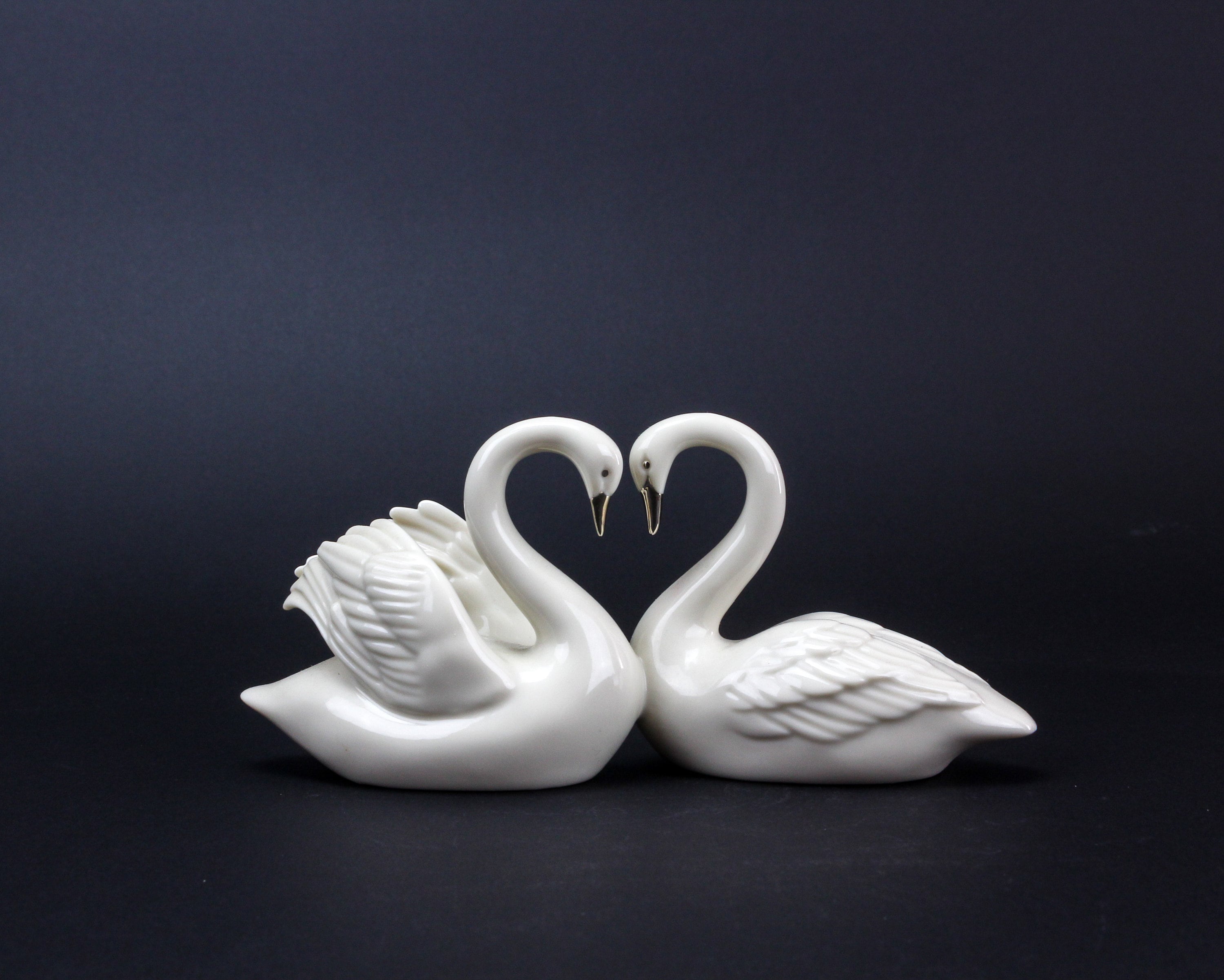 ★決算特価商品★ Vintage Heart With Figurine Swan Double Porcelain Lenox 洋楽