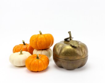 Vintage Brass Fruit Bowl with Lid - Tomato Shaped Candy Dish with Stem Finial