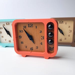 Block Clock Retro Table Clock, Mid Century Modern Desk Clock, Wood Grain Clock Face, Atomic MCM Decor, Vintage Inspired Clock image 4