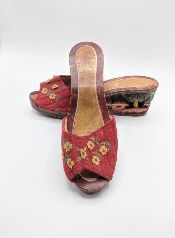 Vintage 1940's carved wood tiki souvenir wedge pla