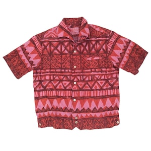 Vintage 60s Iolani Hapa Jac Pink Red Barkcloth Hawaiian Tiki Shirt Medium