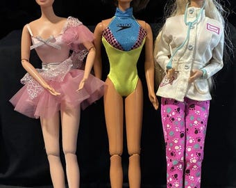 Baletowy recital Barbie z lat 90., Speedo Flip and Dive Teresa i Pet Doctor