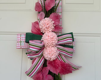 Guirnalda doble para puerta con estampado floral rosa / Guirnalda vertical, decoración de primavera y verano