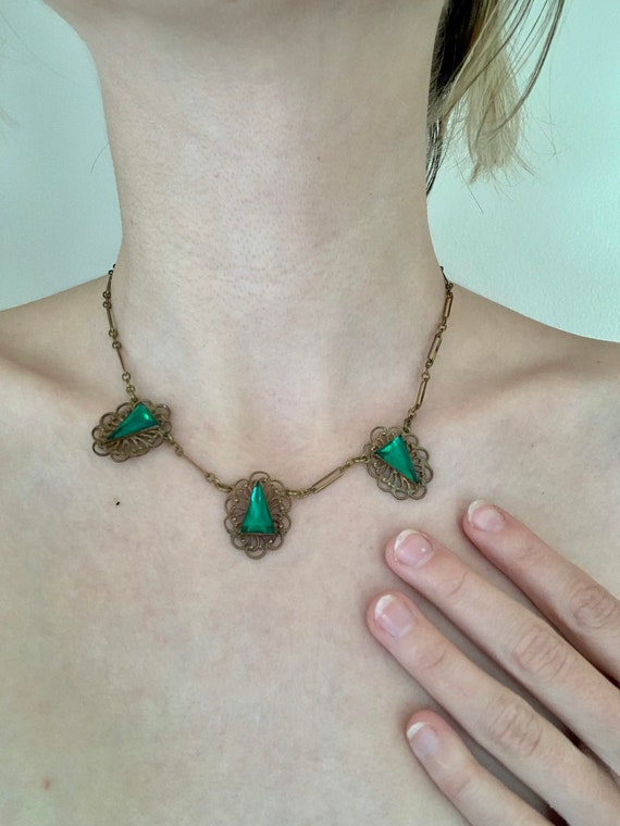 Emerald Isle Costume Jewelry Necklace View 3