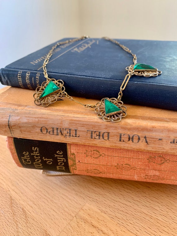 Emerald Isle Costume Jewelry Necklace