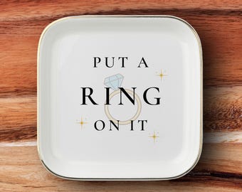 Ceramic Ring Holder Dish, Gold Trim, Bridal Shower Gift (4.5-inch)