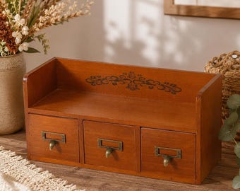 Mobiletto organizer da scrivania in legno, cassetto portaoggetti, scatola portaoggetti in legno di pino, vassoio da scrivania, unità da banco per cosmetici e gioielli, forniture per ufficio e artigianato.