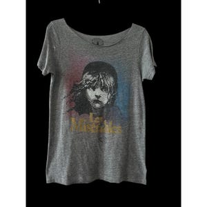 Chaser For Urban Outfitters Les Miserables T-Shirt Size Large Thrashed Vintage image 2