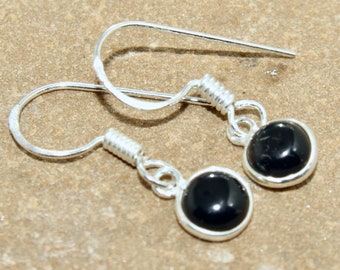 Sterling Silver Black Onyx round delicate droplet dangle earrings