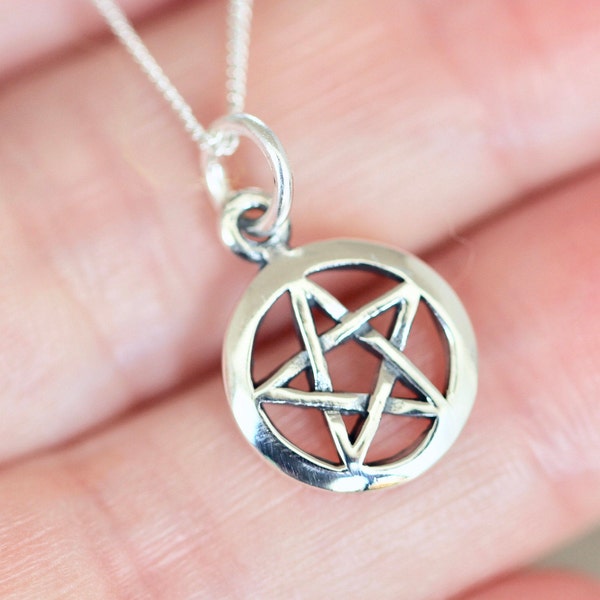 ALL solid 925 Sterling Silver ! Small (11mm) Pentagram Pentacle Pendant Necklace / see shop for matching earrings