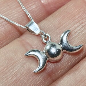 ALLE 925 Sterling Silber Kleine Subltle Mond Charme Halskette / Pagan Wicca / St.Silver Kette oder / Schwarze Kordel mit Sterling Verschluss vegan