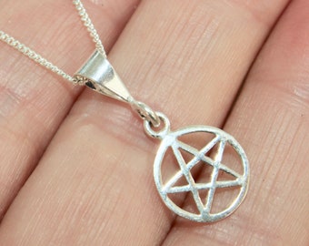 Sterling Silver Small Pentagram Pentacle Charm Necklace Wiccan Pagan pendant * TINY * 10mm diam