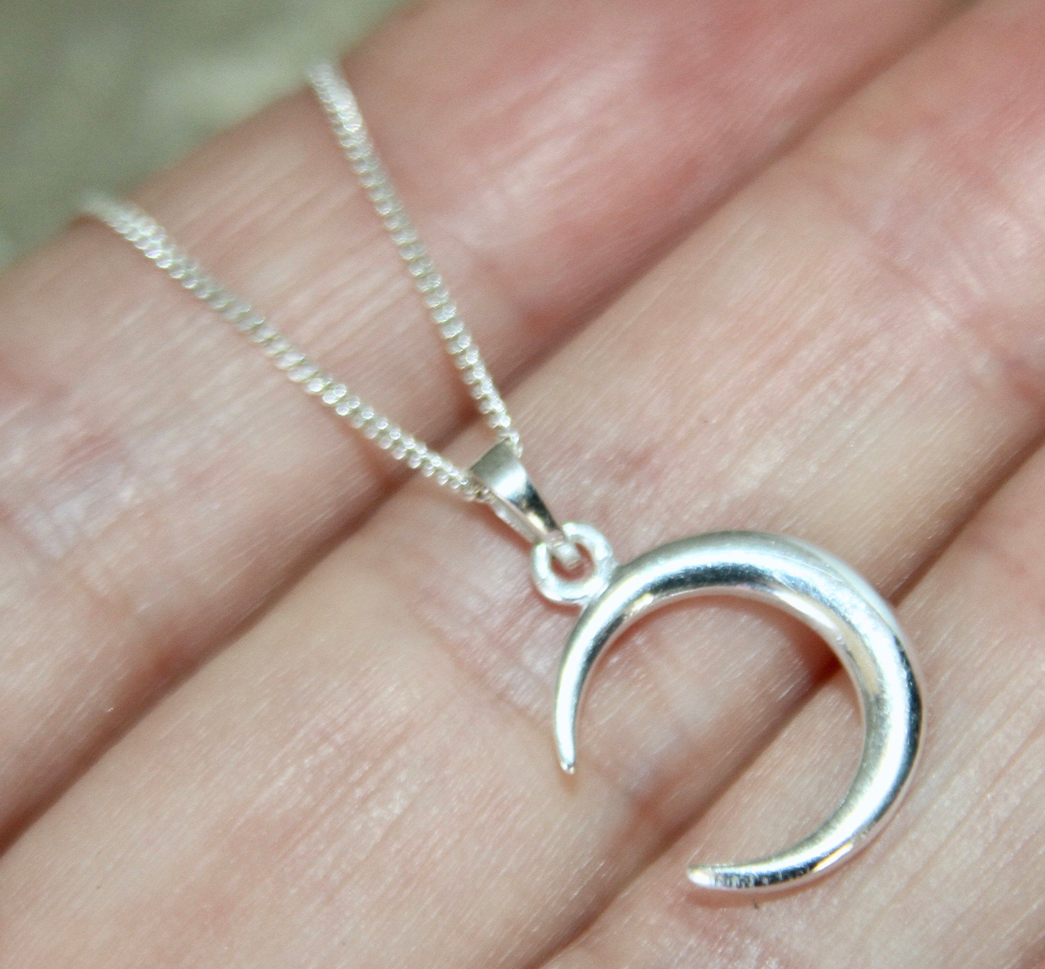 All 925 Sterling Silver Small Simple Crescent Moon Pendant