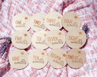 Wooden Star Themed Monthly Milestones for Baby, Newborn photo props, milestone discs, monthly baby pictures, star nursery, milestone markers