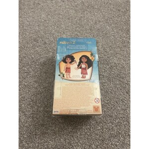 Muñeca pequeña Jakks Moana 2 para niños, talla única, color marrón, nueva, de la película Disney, figura de caracola. imagen 2