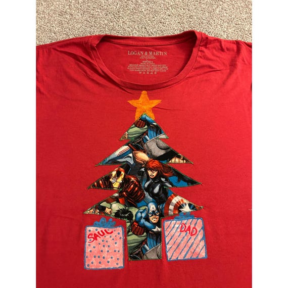 Logan & Martin Marvel Avengers Christmas Tree Shirt Mens L Red Excellent Graphic View 2