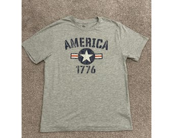 Way to Celebrate Patriotic Tee Mens Medium Gray Excellent America 1776 Graphic