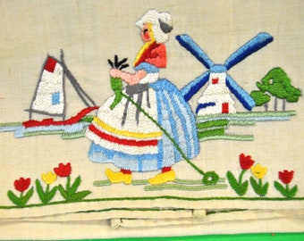 Vintage Hand Embroidered Linen Tea Towel