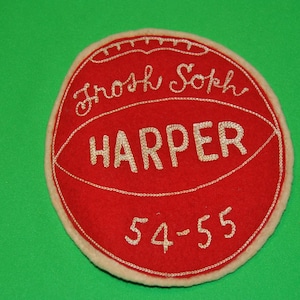 Suéter de la escuela Harper de los años 50 con letras de baloncesto vintage de ABGGoodStuff