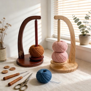 Personalized Magnetic Yarn Ball Holder, Wooden Rotating Yarn Feeder for Knitting Crochet, Custom Engraved Yarn Stand, Gift for Knitters