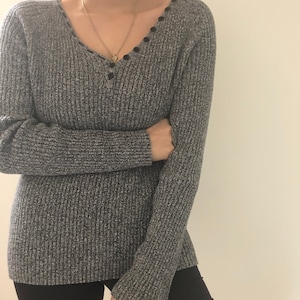 Long Sleeve Ribbed V-Neck Sweater - Reference Point