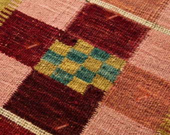 Burgundy Pink Kilim Style Rug Geometric Flatweave Carpet Vintage Modern Boho Living Room Decor