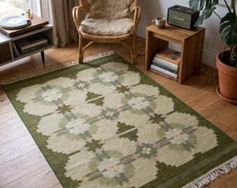 Geometric Flatweave Rug | Sage Green Handmade Kilim Carpet | Reversible Wool Area Rugs for Bedroom