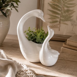 Vintage vit svanplanter – Keramikkruka med svanmotiv – Cottagecore Home Decor