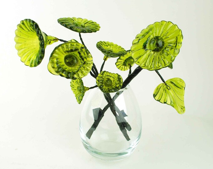Green Glass Flower Bouquet, Set of Three Mid Century Art Glass Daisy