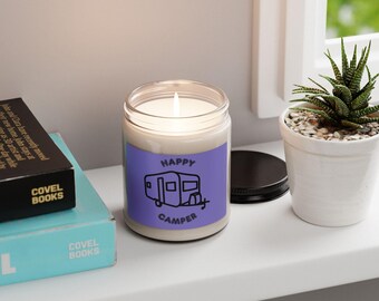 Illustratiekaars Happy Camper Caravan | Sojapot van 9 oz