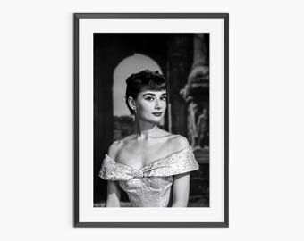 Audrey Hepburn, Photography Prints, Audrey Hepburn Print, Retro Poster, Black and White Wall Art, Museum Quality Photography Poster