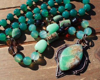 Lange chrysopraas en aventurijn statement edelsteenketting van Knottedup