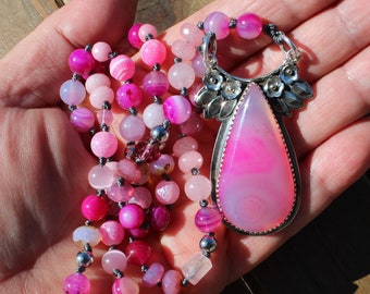 Pink Agate Beaded Necklace with Pendant