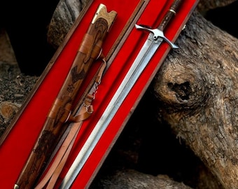 Hand-Forged Elven Damascus Steel Longsword, Walnut Handle, Emerald Accents – Fantasy Medieval Sword