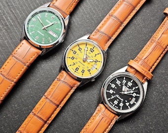 Lot of 3 Vintage Seiko 5 Automatic Watches, Black/Yellow/Green Dials, Japan Made