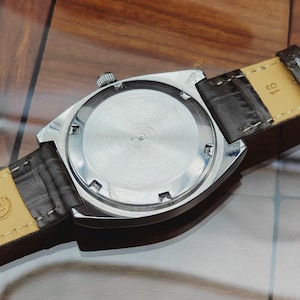 Reloj de pulsera vintage Ulysse Nardin para hombre / Mecánico suizo de cuerda manual restaurado imagen 9