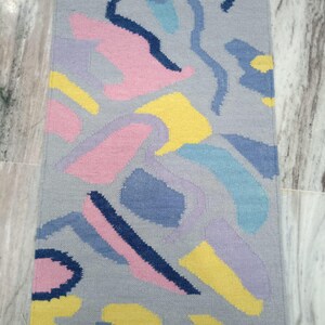 Abstract Flora: Hand-Woven Modern Wool Rug