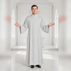 以下が含まれることがあります： 白い文字で「Welcome to our home」と書かれた素朴な木製サイン。 荒れた仕上がりと、シンプルで魅力的なデザインが特徴です。