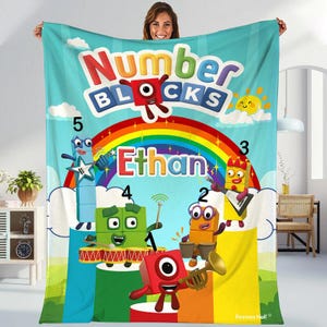 Personalisierte Numberblocks Fleece-Decke, individueller Name Number Blocks Lerngeschenk, Geburtstagsgeschenk für Kleinkinder, buntes Regenbogen-Dekor