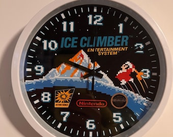 Orologio da parete NES Black Classic Edition