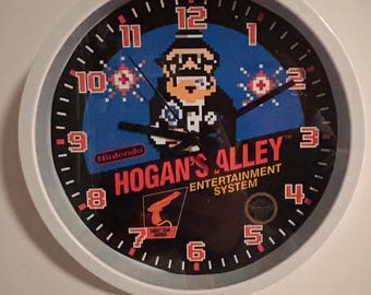 Orologio da parete Nintendo Hogan's Alley 20 cm – Decorazione retrò per appassionati di videogiochi NES