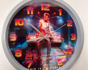 Orologio da tavolo classico da 20 cm, ispirato al mondo dei film – decorazione per videogiocatori – Ritorno al futuro