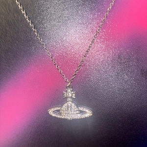 Nana Vivienne Westwood - Etsy